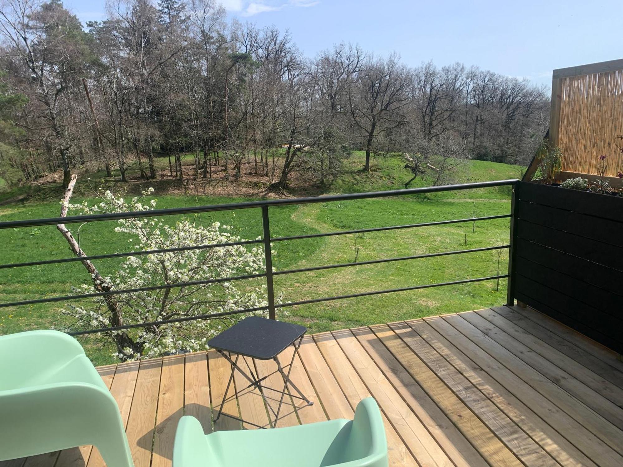 Aux Logis De Fonfroide Chez Mylene & David Bed & Breakfast Marcoles Exterior photo
